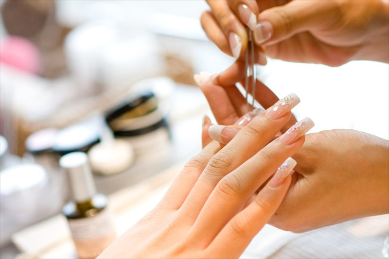 香芝市で各種ネイルをご提供し指先のおしゃれを応援します